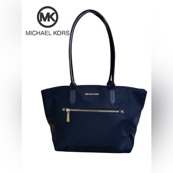 Michael Kors Handbags - NWT MICHAEL KORS Kelsey Medium Nylon Tote - Black & Gold